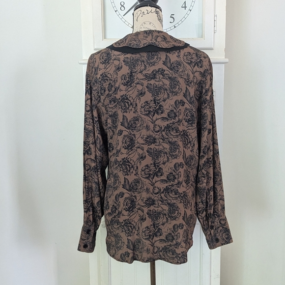 Vintage Floral Print Blouse With Peter Pan Collar - Picture 7 of 13